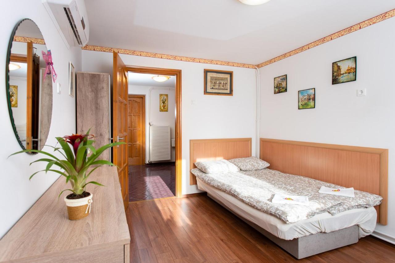 Tip-top Haz Apartment
