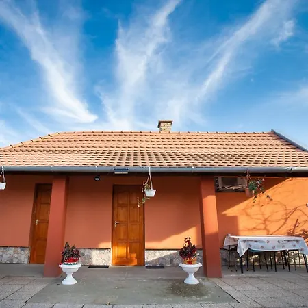 Tip-Top Apartman Haz Szeged Exterior photo